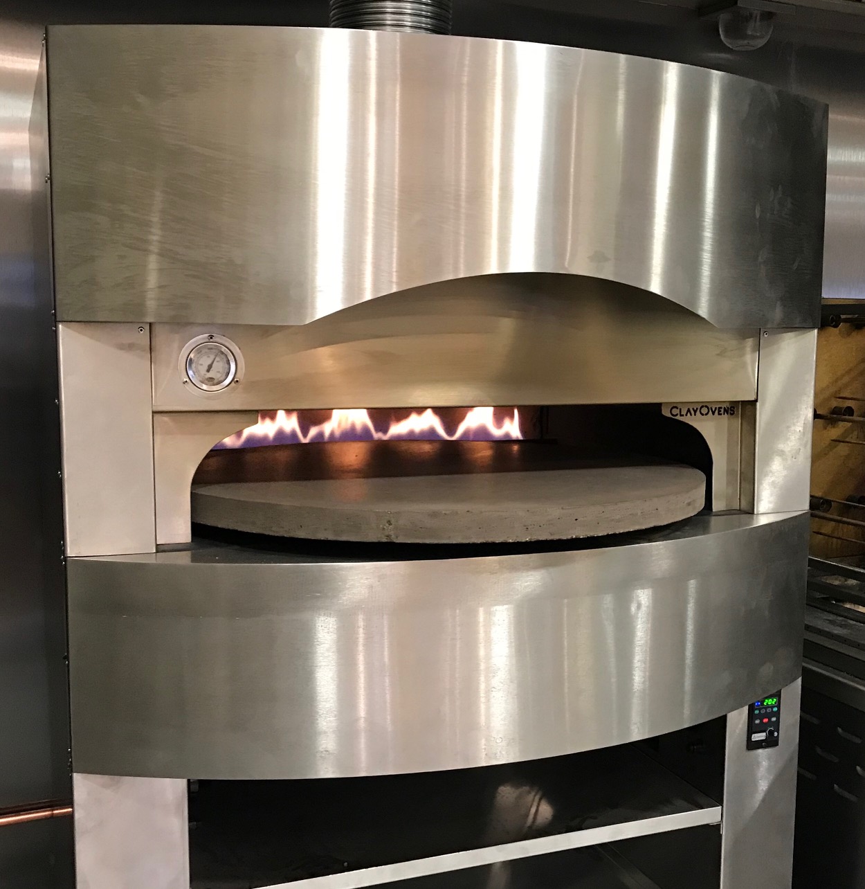 The Rotana | Rotating Base Oven